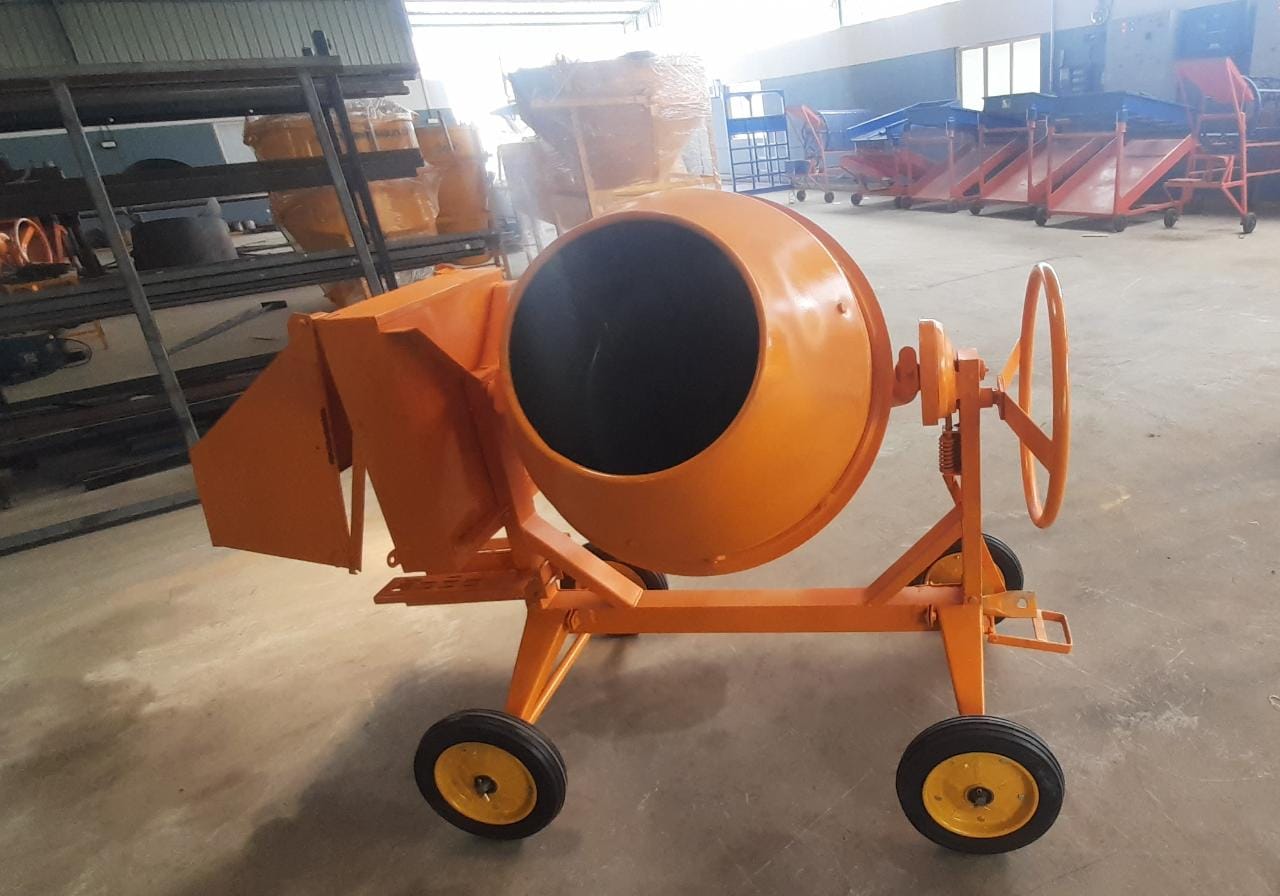 mini concrete mixers